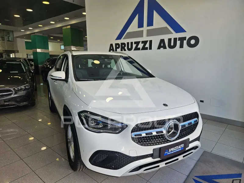 2023 Mercedes Benz GLA 200