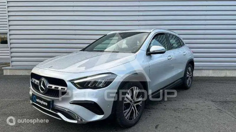 2023 Mercedes Benz GLA 200
