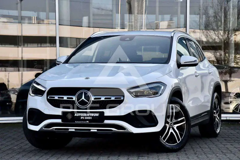 2023 Mercedes Benz GLA 220