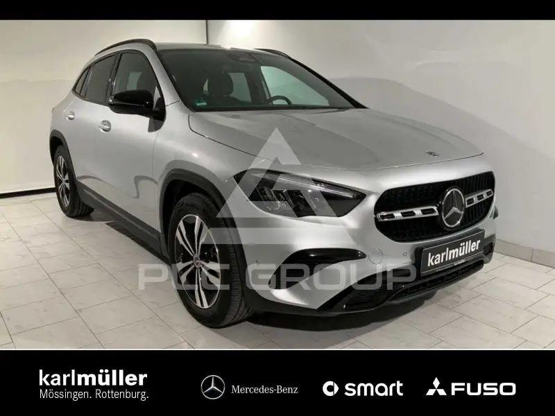 2023 Mercedes Benz GLA 220