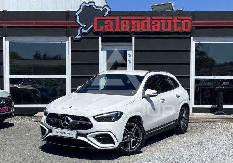 2023 Mercedes Benz GLA 220