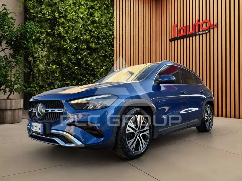 2023 Mercedes Benz GLA 220