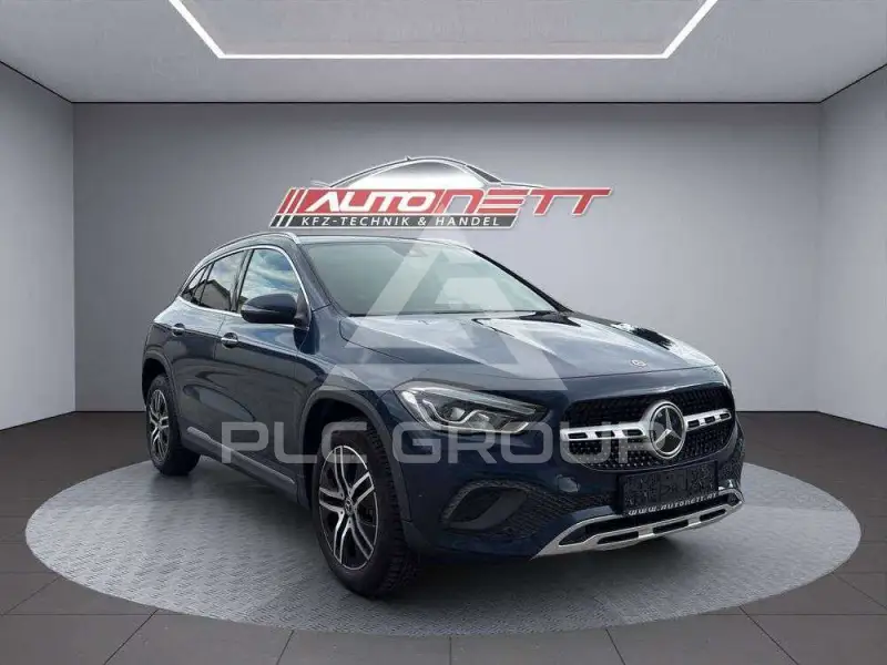 2023 Mercedes Benz GLA 220