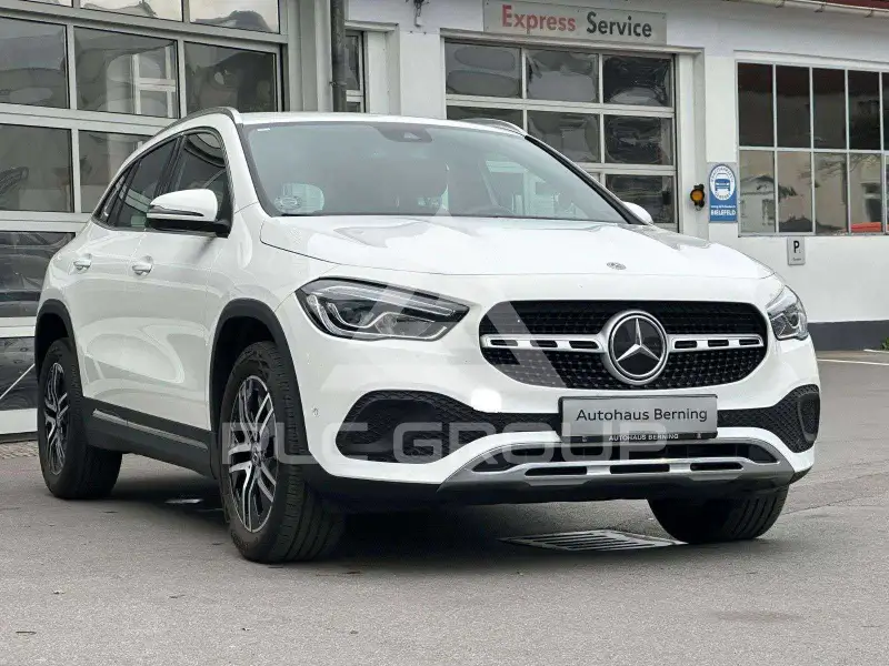 2023 Mercedes Benz GLA 220