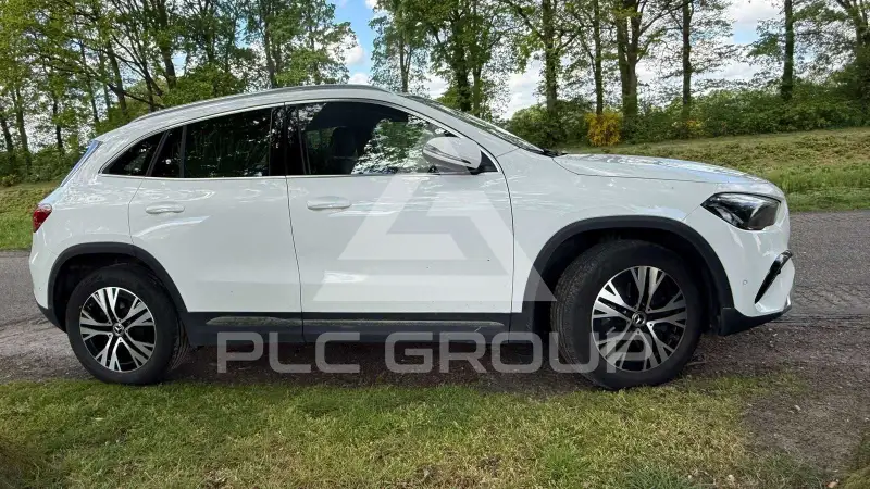 2023 Mercedes Benz GLA 220