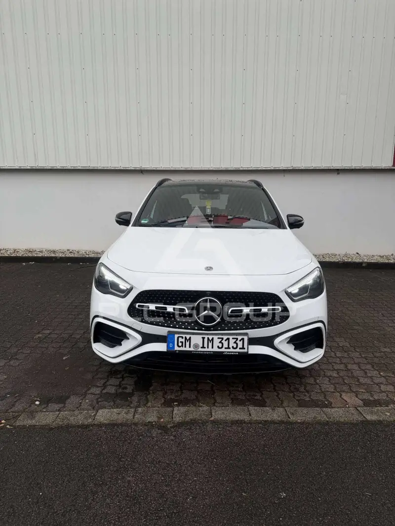 2023 Mercedes Benz GLA 220