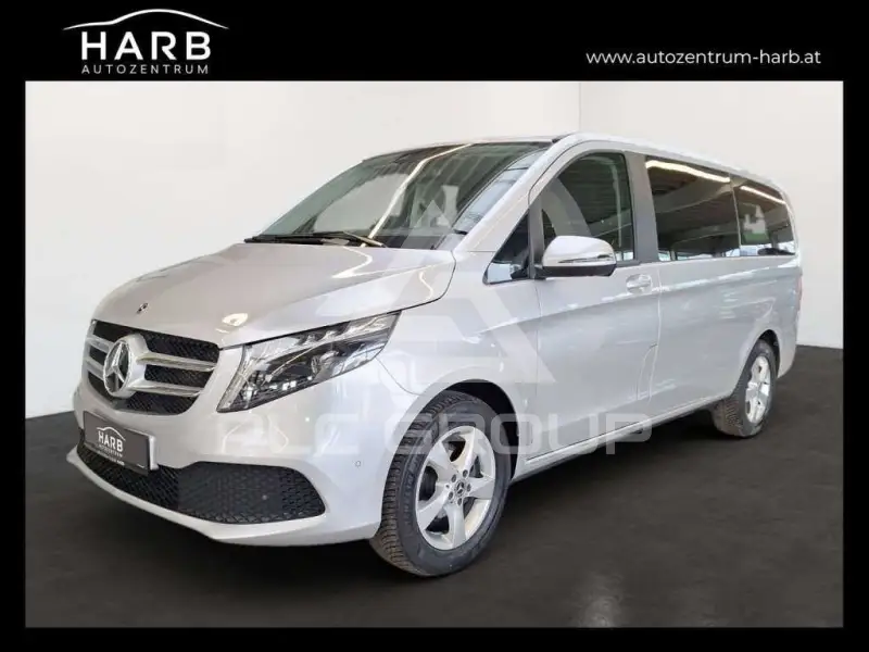 2023 Mercedes Benz V 220