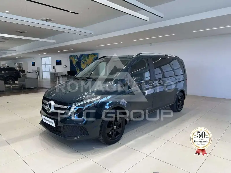2023 Mercedes Benz V 220