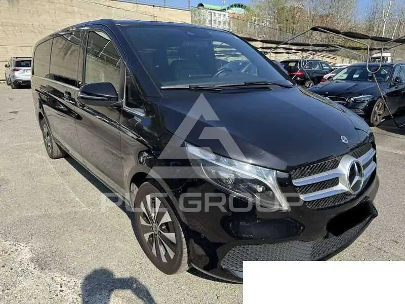 2023 Mercedes Benz V 220