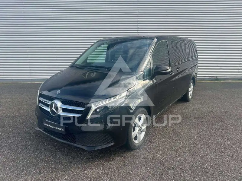 2023 Mercedes Benz V 220