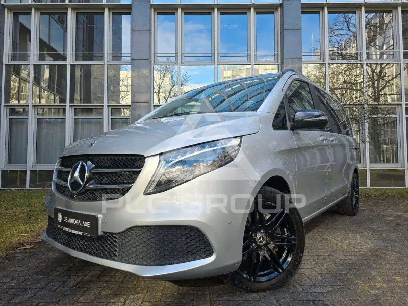 2023 Mercedes Benz V 220