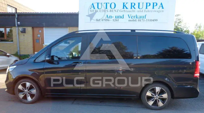 2023 Mercedes Benz V 220