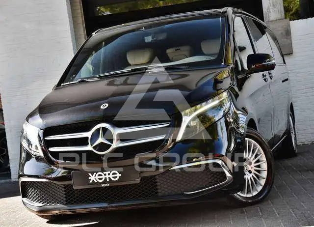 2023 Mercedes Benz V 220