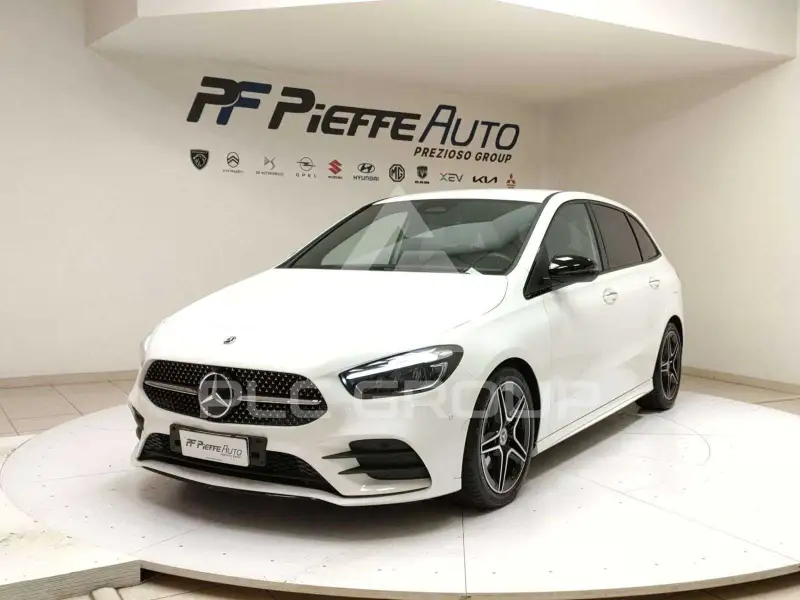 2023 Mercedes Benz B 180