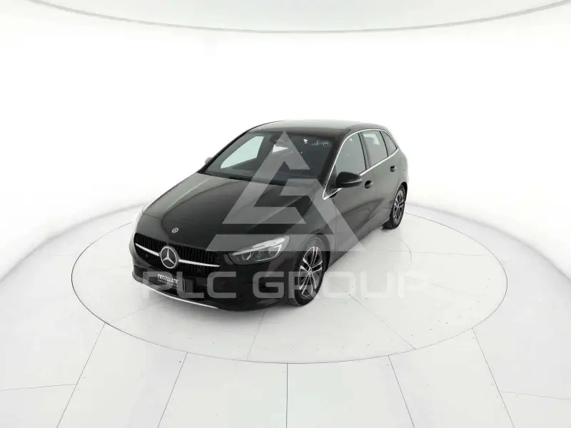 2023 Mercedes Benz B 180