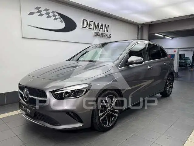 2023 Mercedes Benz B 180