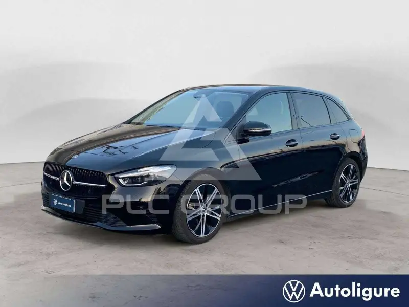 2023 Mercedes Benz B 180