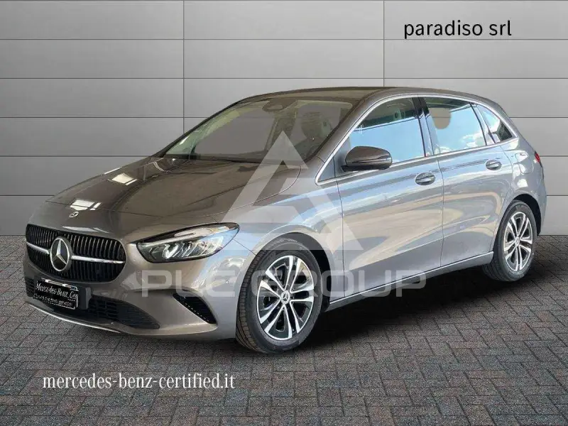 2023 Mercedes Benz B 180