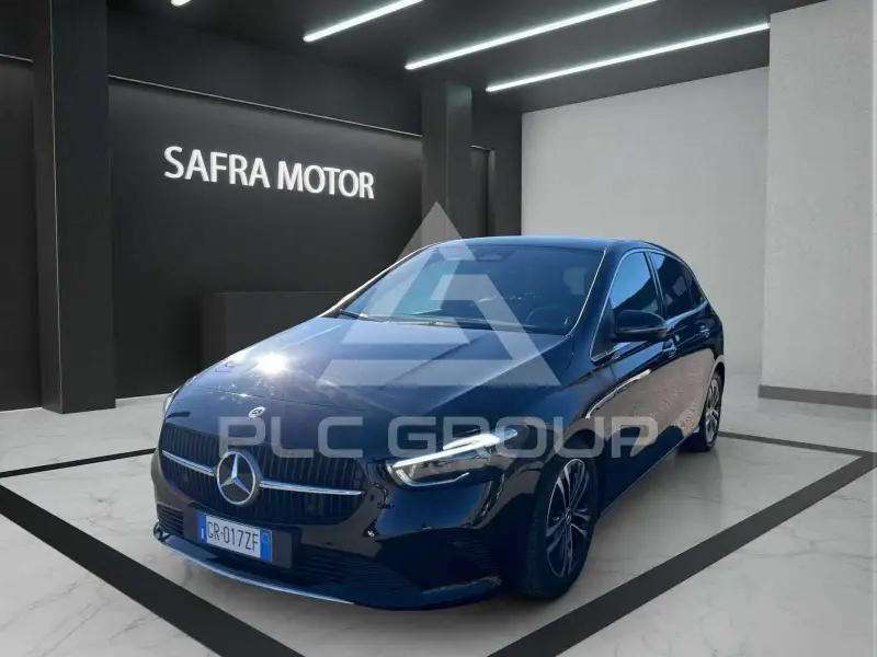 2023 Mercedes Benz B 180