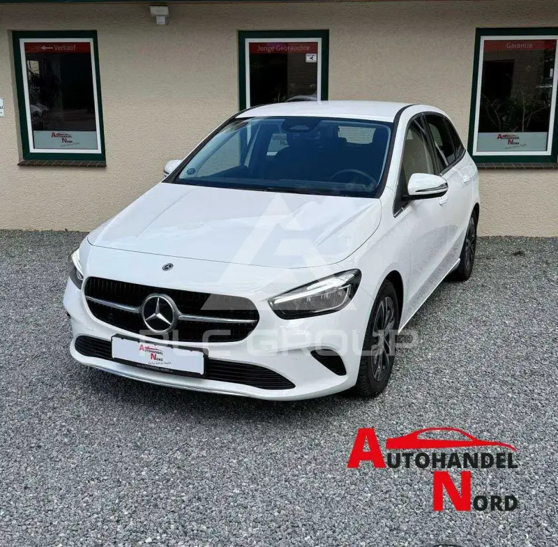 2023 Mercedes Benz B 220