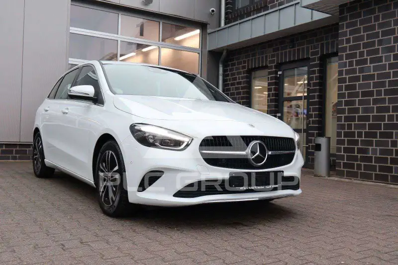 2023 Mercedes Benz B 220
