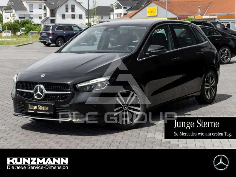 2023 Mercedes Benz B 220