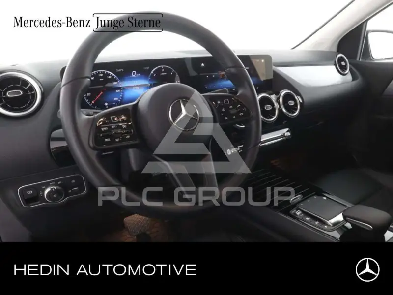 2023 Mercedes Benz B 220