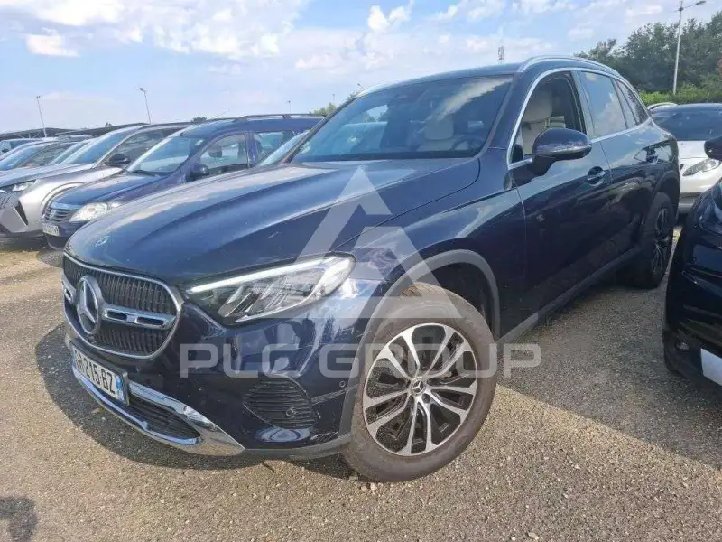 2023 Mercedes Benz GLC 220