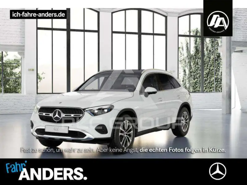 2023 Mercedes Benz GLC 220