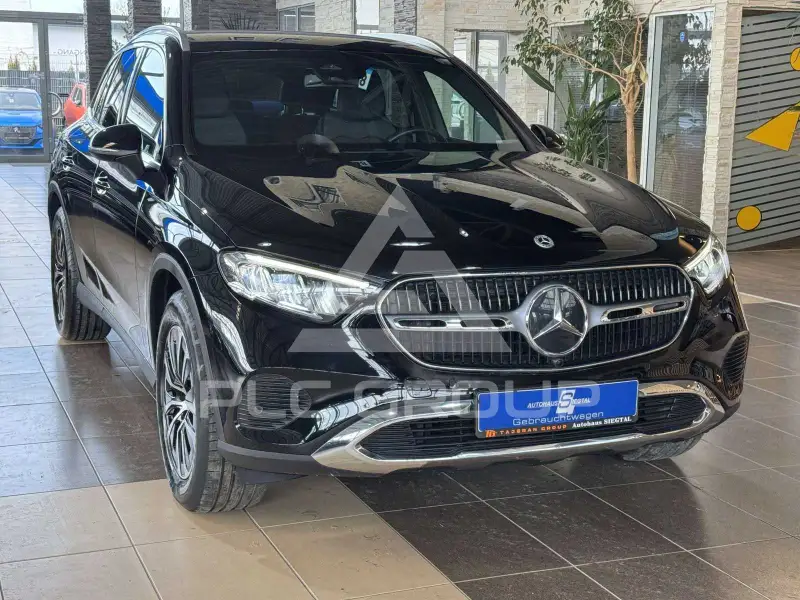 2023 Mercedes Benz GLC 220