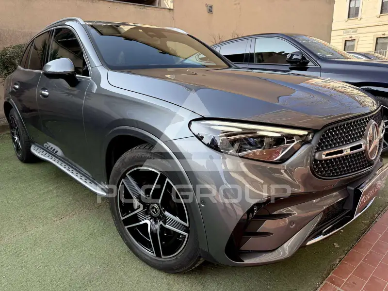 2023 Mercedes Benz GLC 220