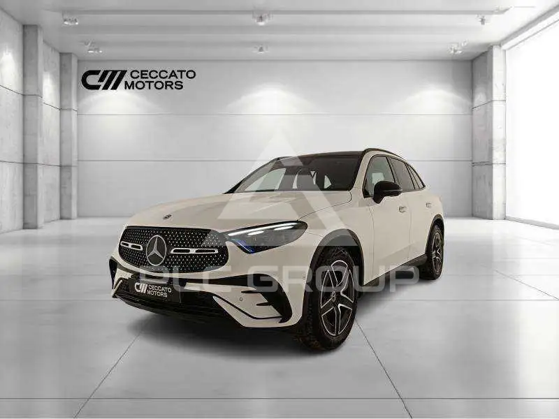 2023 Mercedes Benz GLC 220