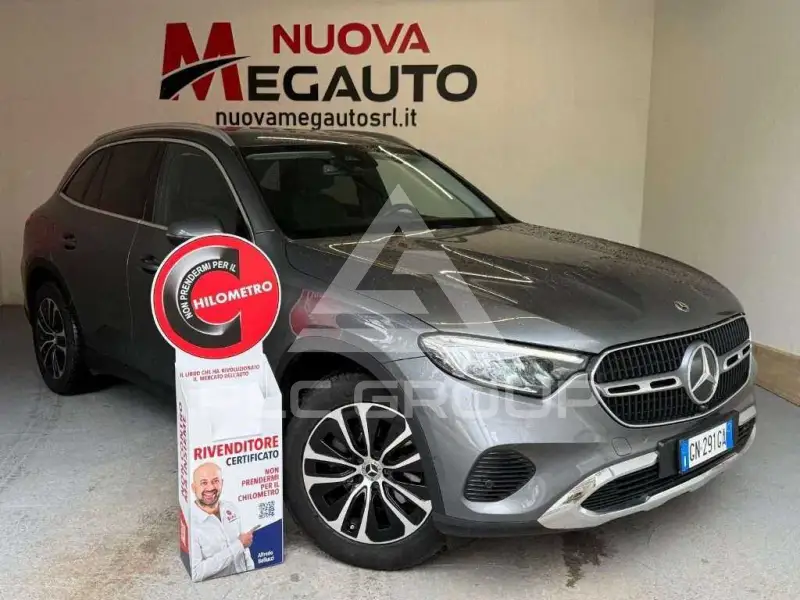 2023 Mercedes Benz GLC 220