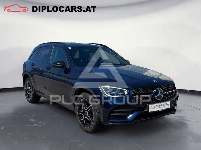 2023 Mercedes Benz GLC 220