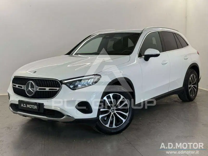 2023 Mercedes Benz GLC 220