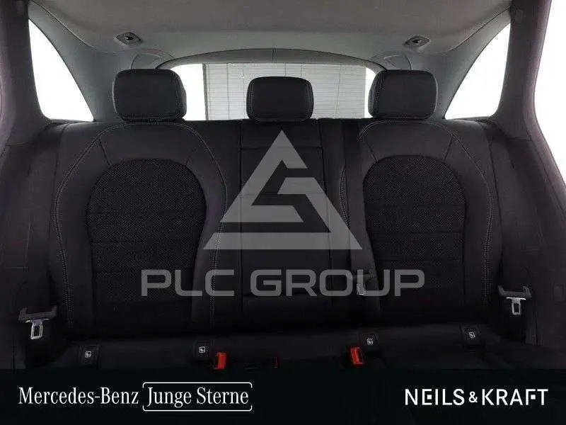 2023 Mercedes Benz GLC 220