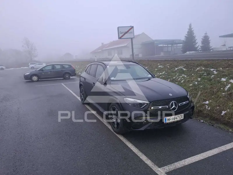 2023 Mercedes Benz GLC 220
