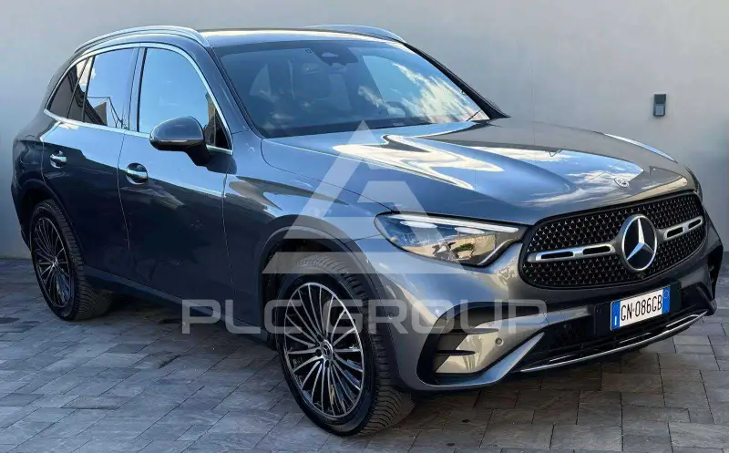 2023 Mercedes Benz GLC 220