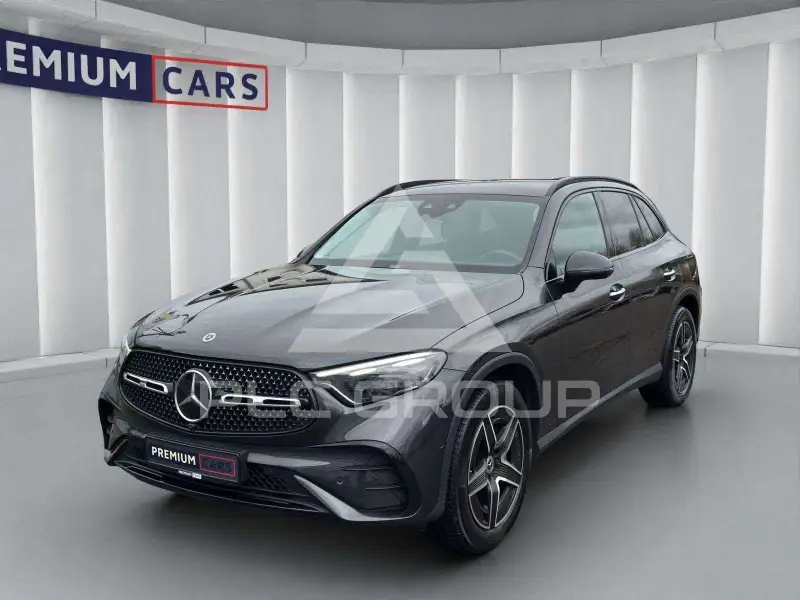 2023 Mercedes Benz GLC 220