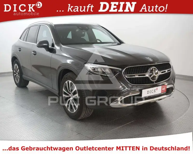 2023 Mercedes Benz GLC 220