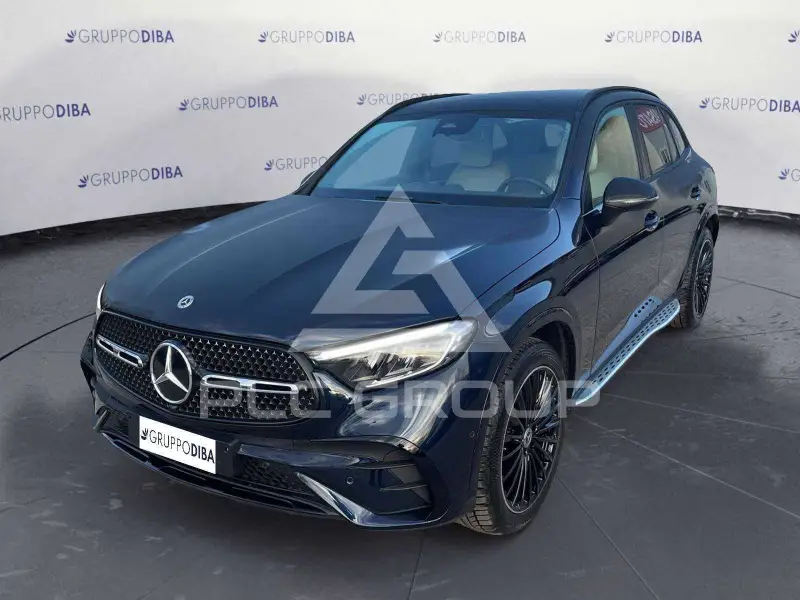 2023 Mercedes Benz GLC 220