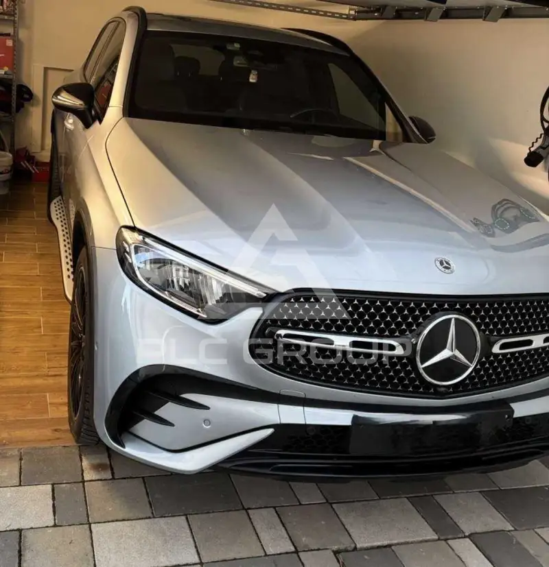 2023 Mercedes Benz GLC 220