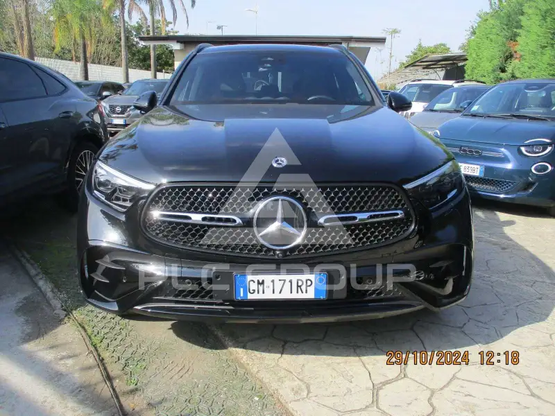 2023 Mercedes Benz GLC 220
