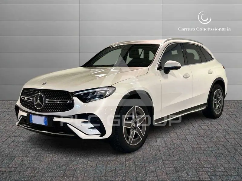 2023 Mercedes Benz GLC 220