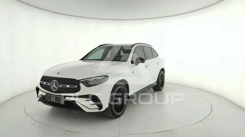 2023 Mercedes Benz GLC 220