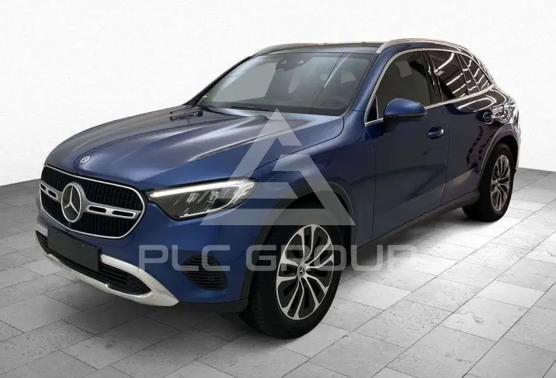 2023 Mercedes Benz GLC 220