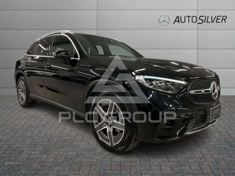 2023 Mercedes Benz GLC 220