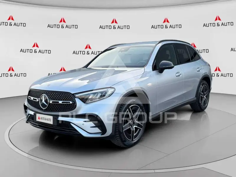 2023 Mercedes Benz GLC 220