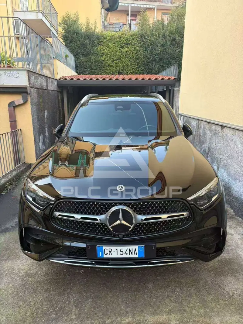 2023 Mercedes Benz GLC 220