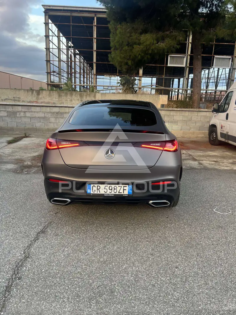 2023 Mercedes Benz GLC 220